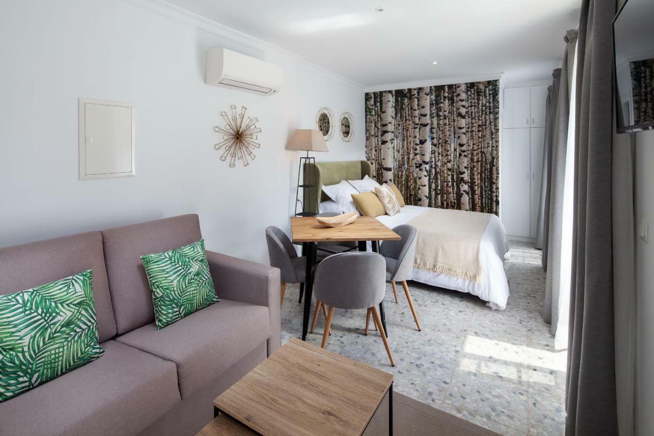 Wanderlust Malaga Apartamentos Atico Luaran gambar