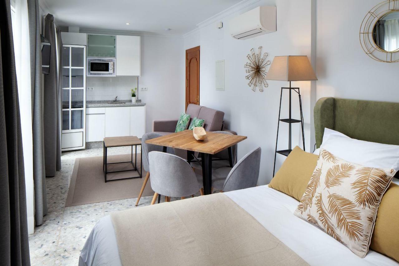 Wanderlust Malaga Apartamentos Atico Luaran gambar